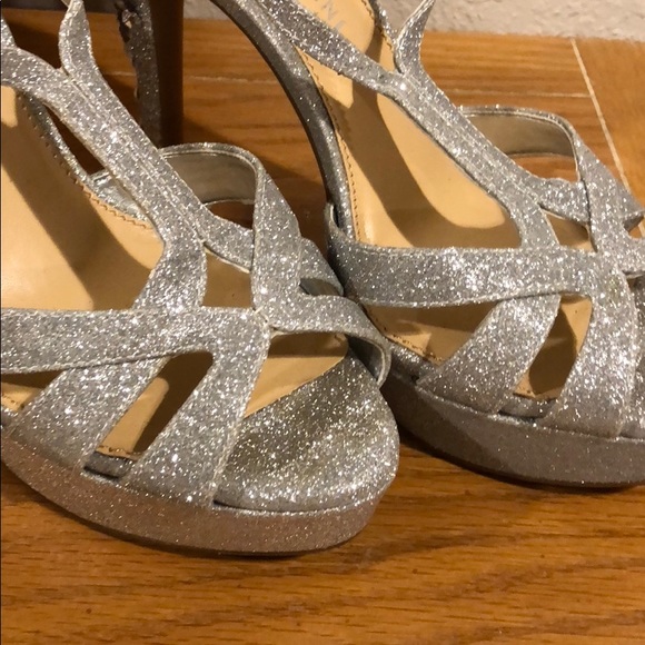 Evening Shoes - Picture 3 of 9